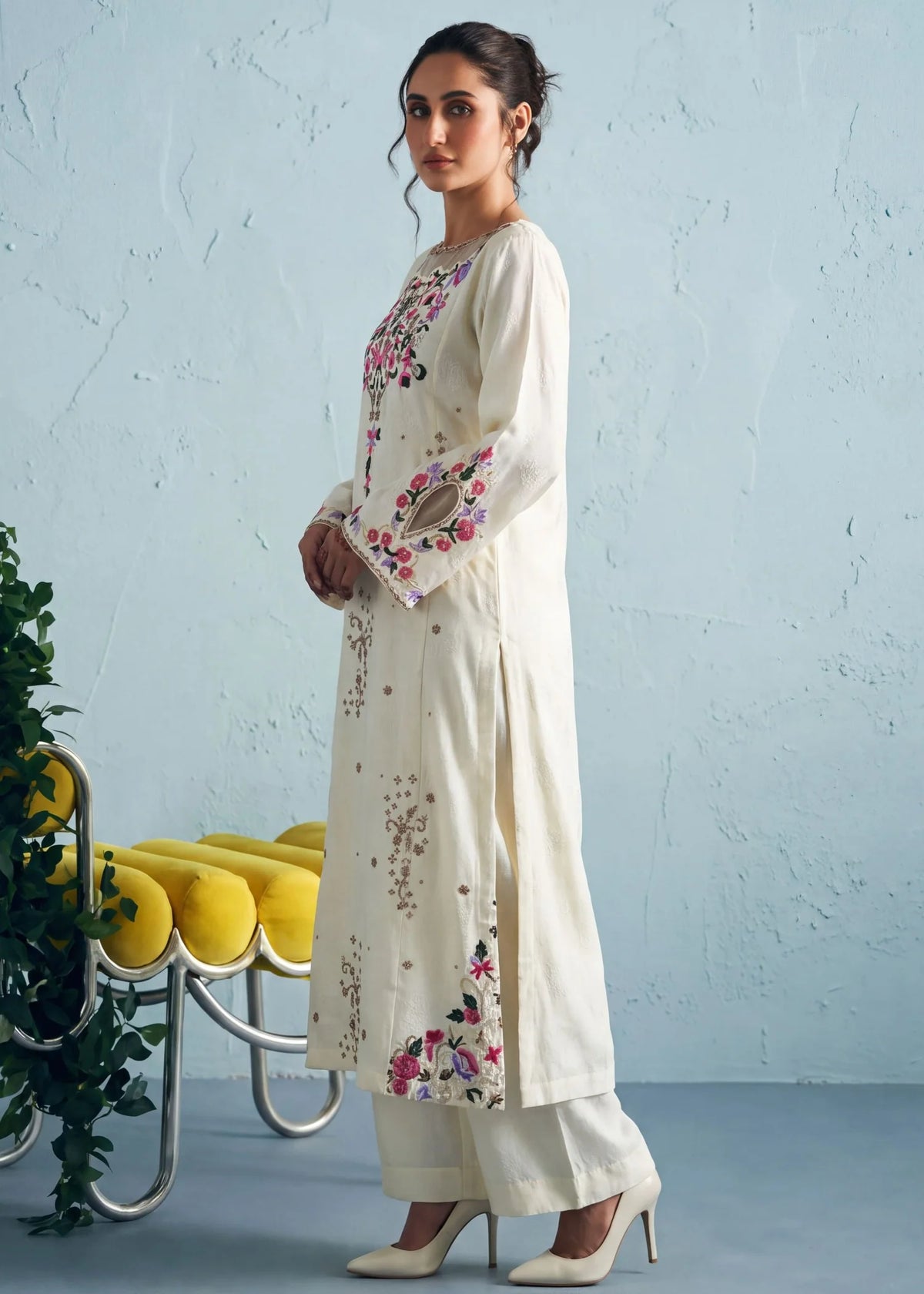 Sahibas by Mirza