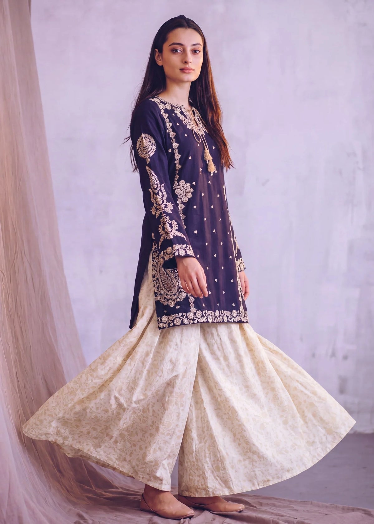 Sahibas by Mirza