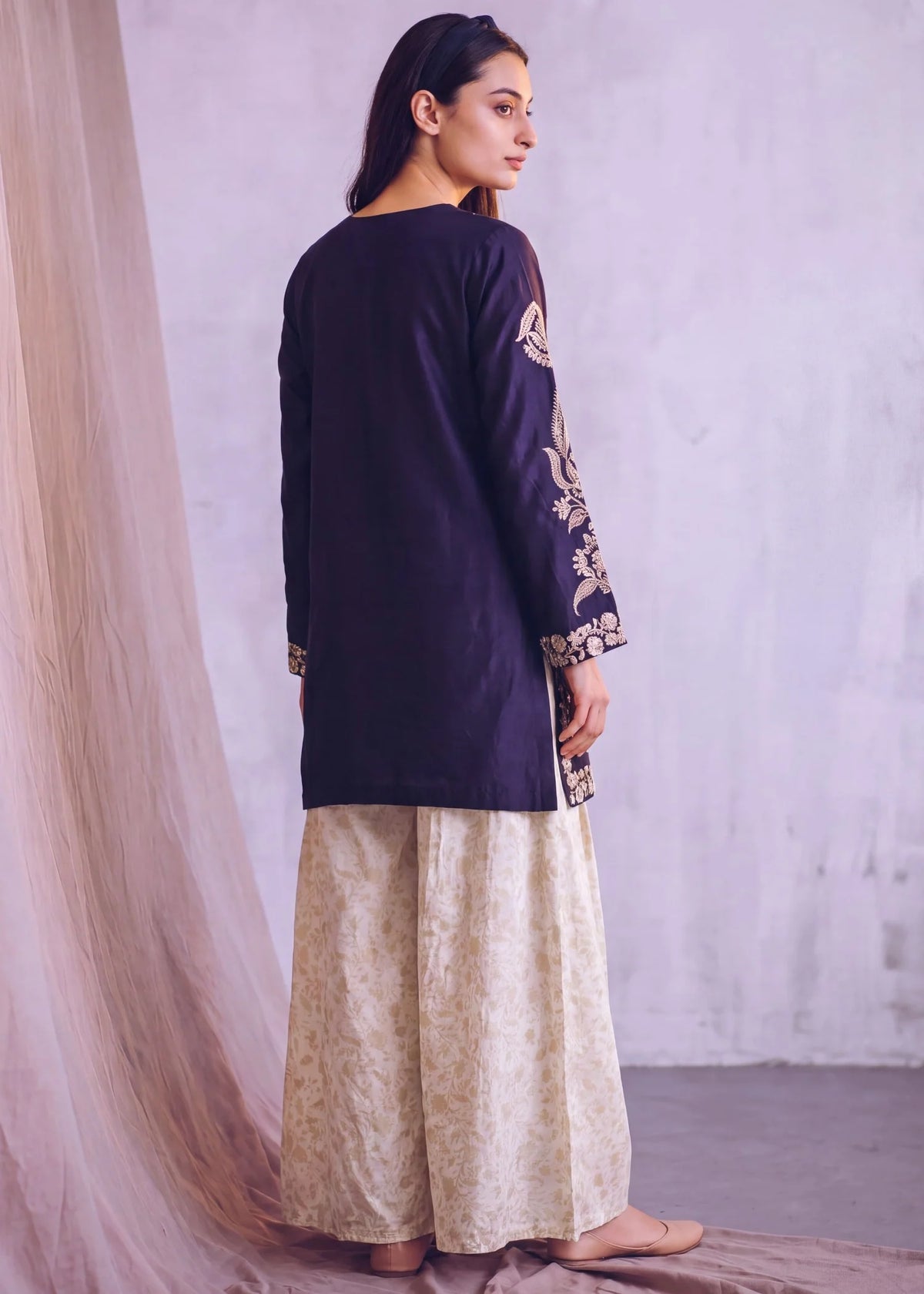 Sahibas by Mirza