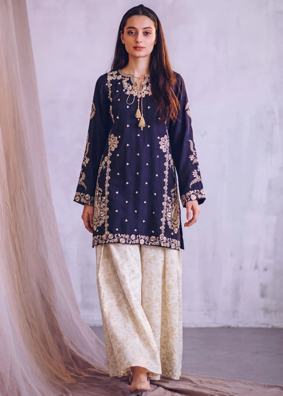 Sahibas by Mirza