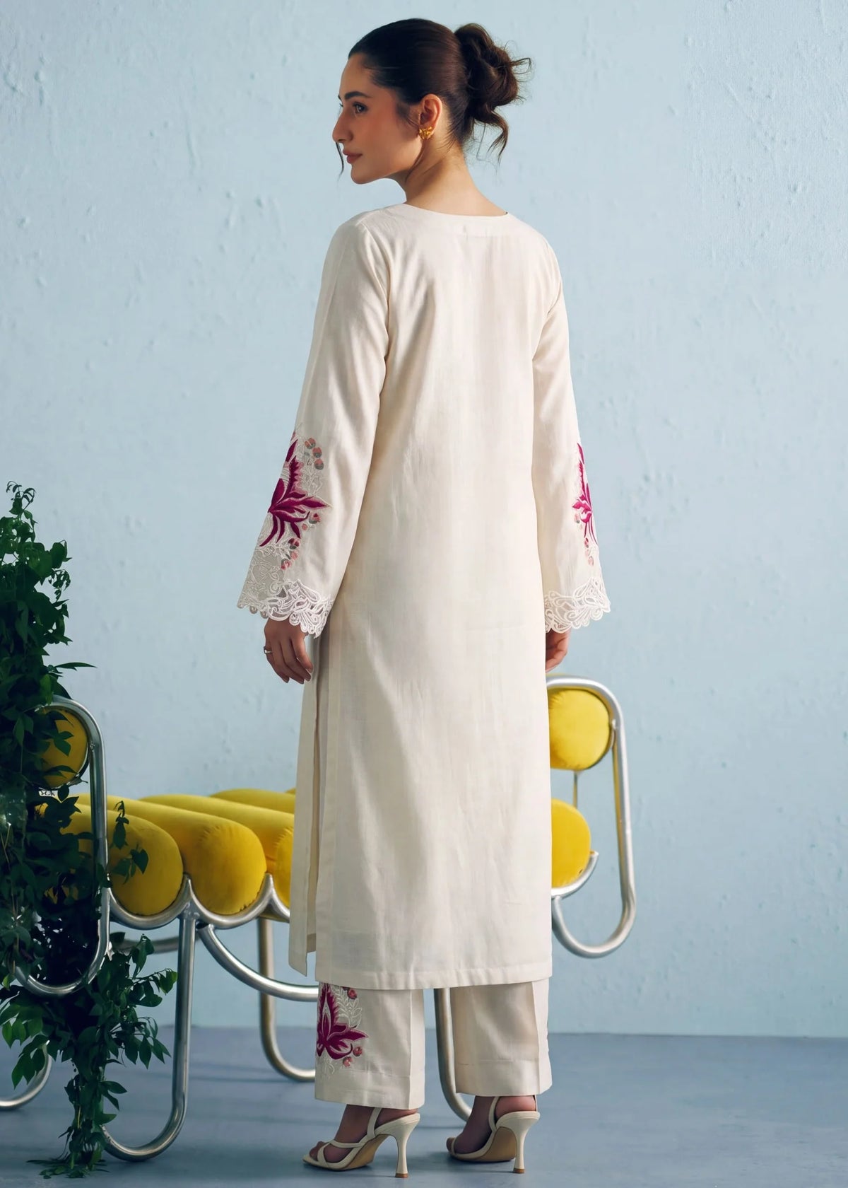 Sahibas by Mirza