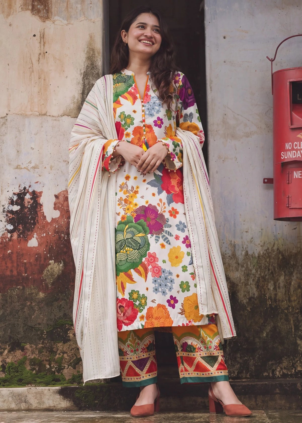 Sahibas by Mirza
