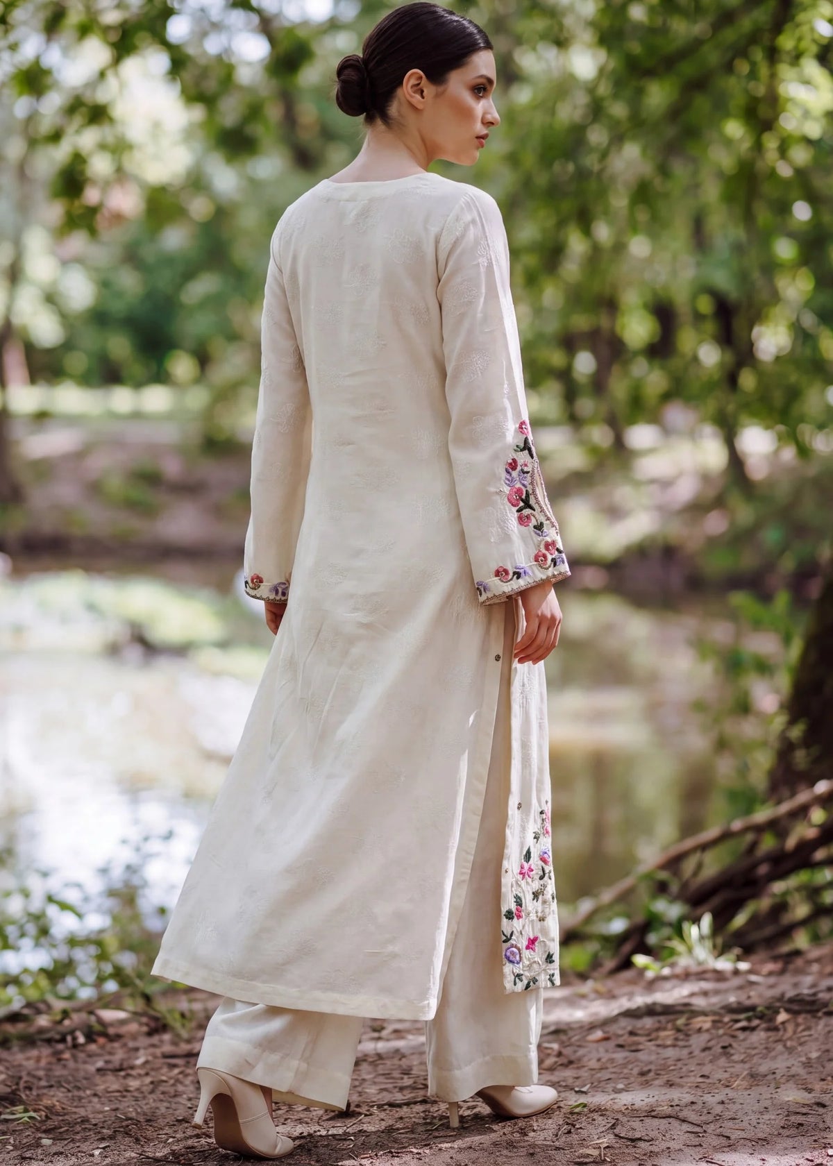 Sahibas by Mirza