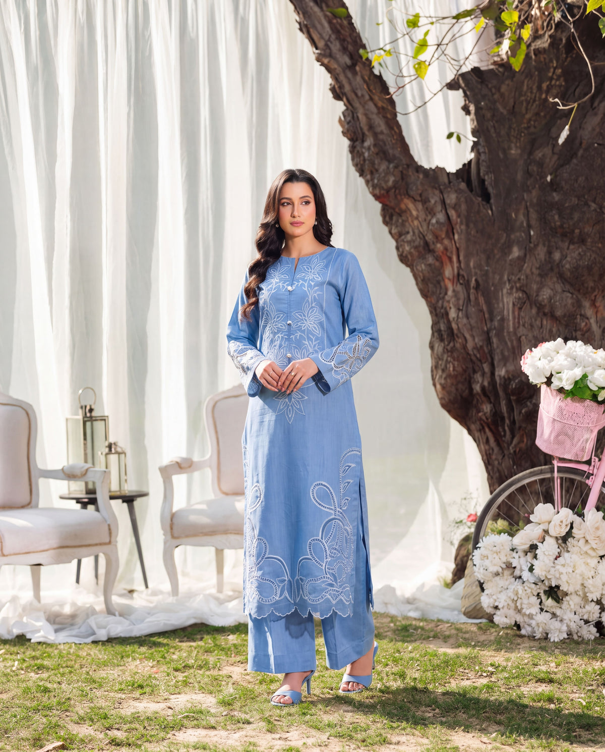 Sahibas by Mirza