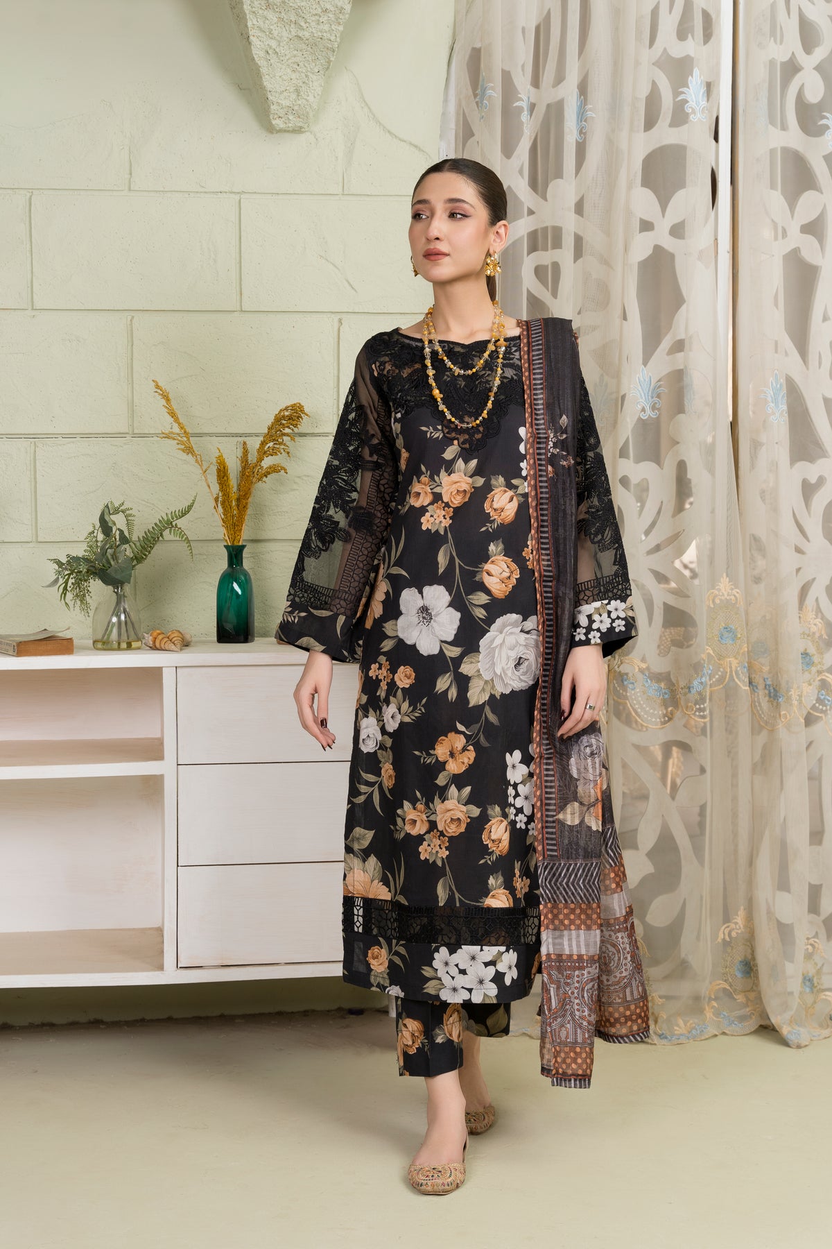 Sahibas by Mirza