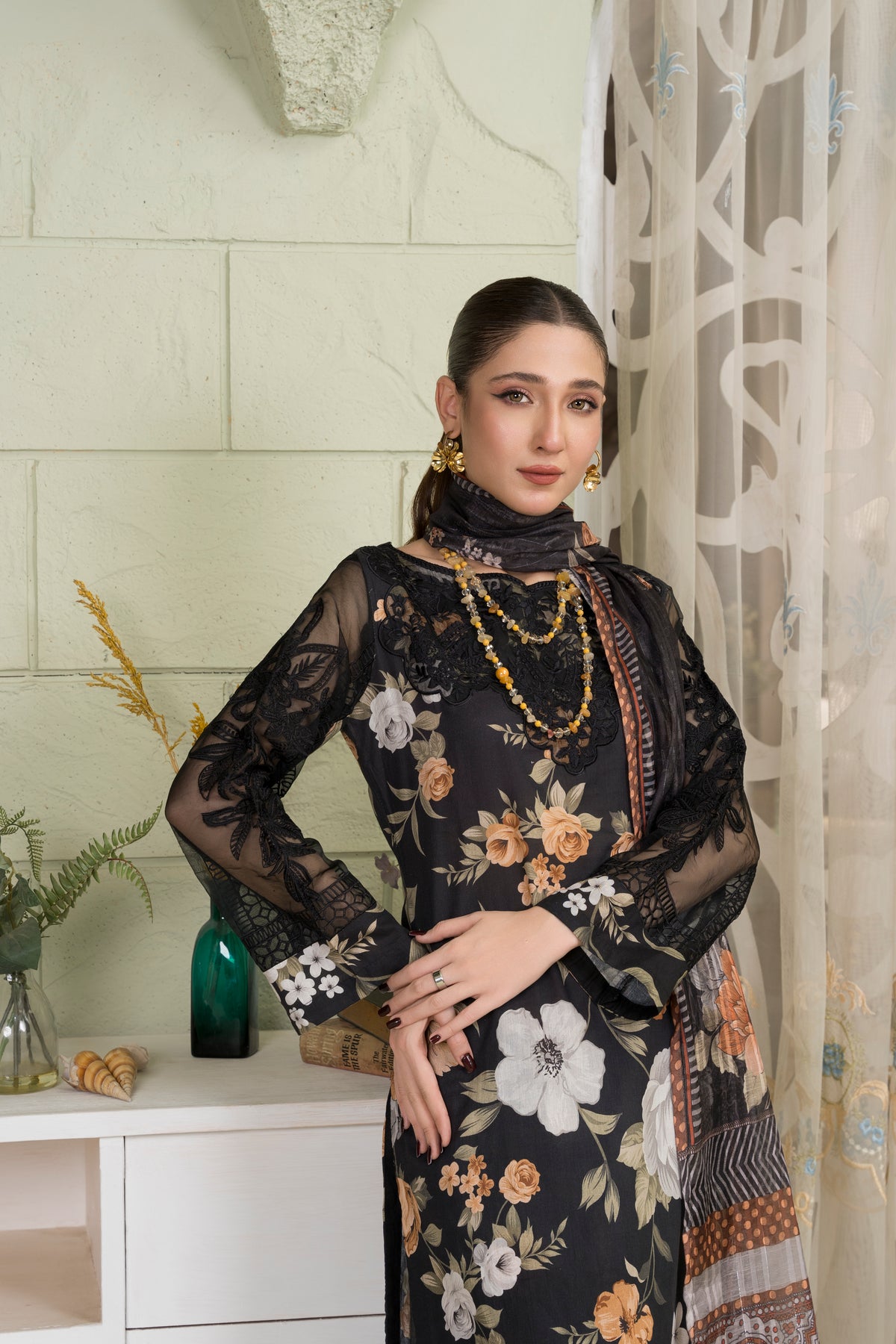 Sahibas by Mirza