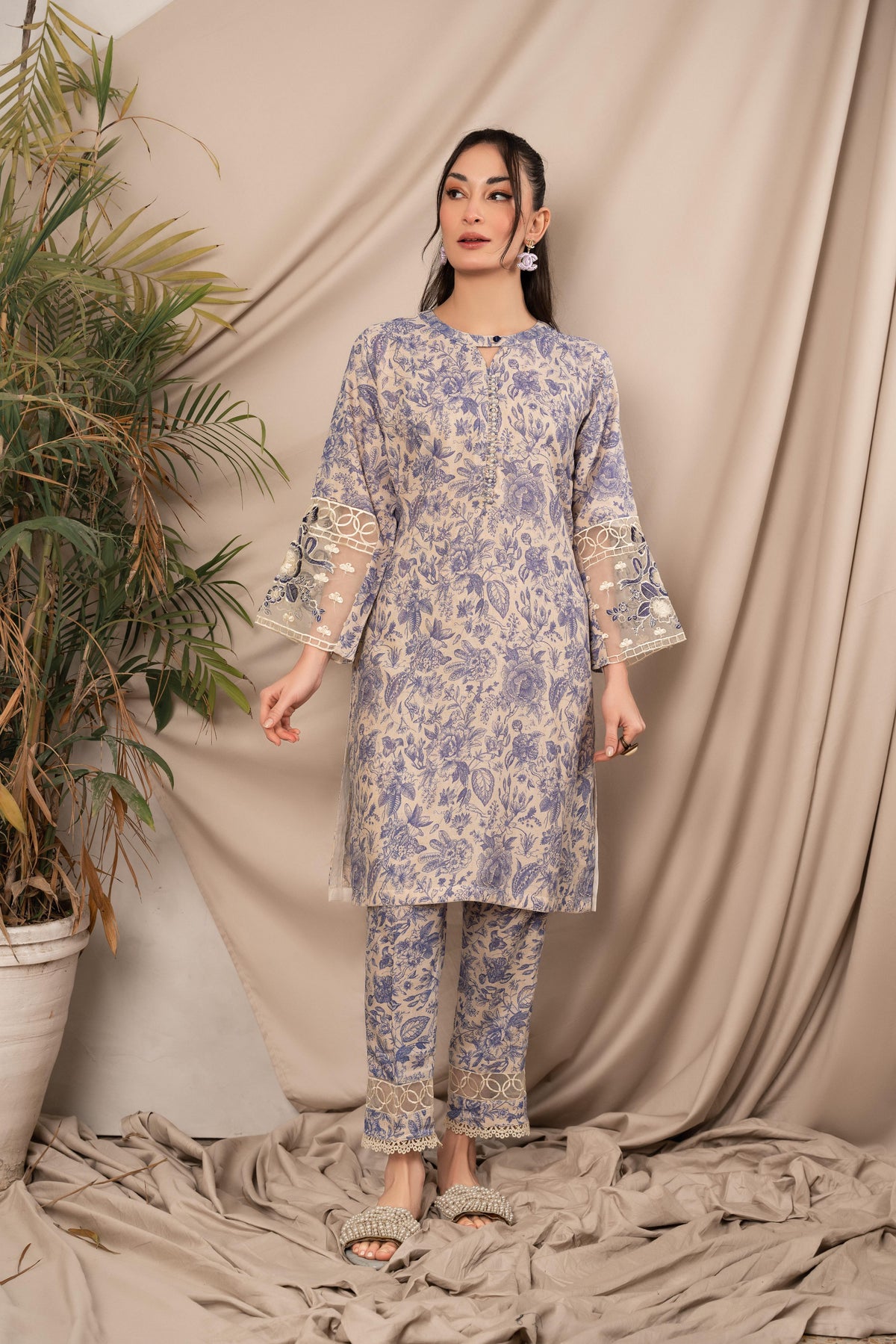 Sahibas by Mirza