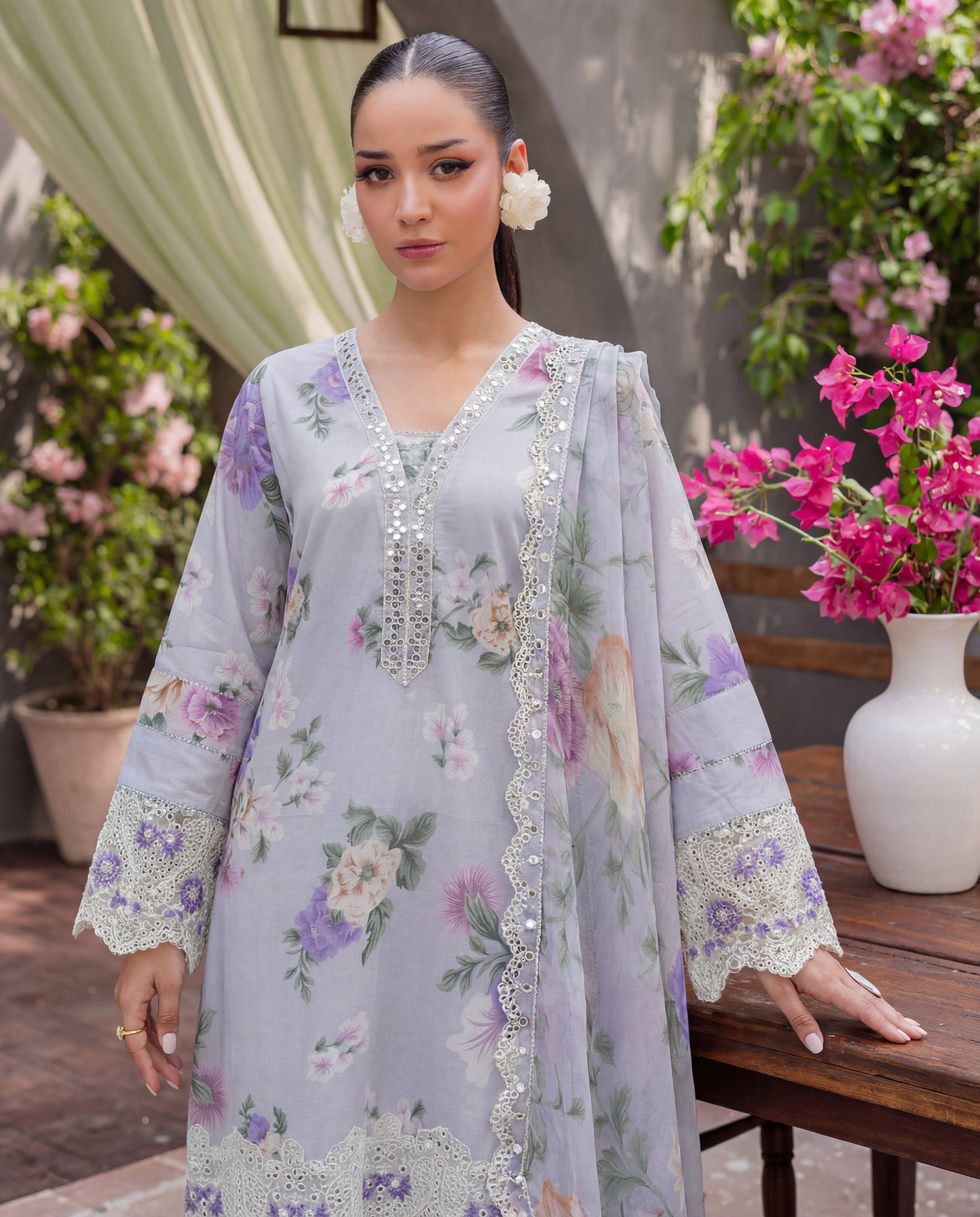Sahibas by Mirza