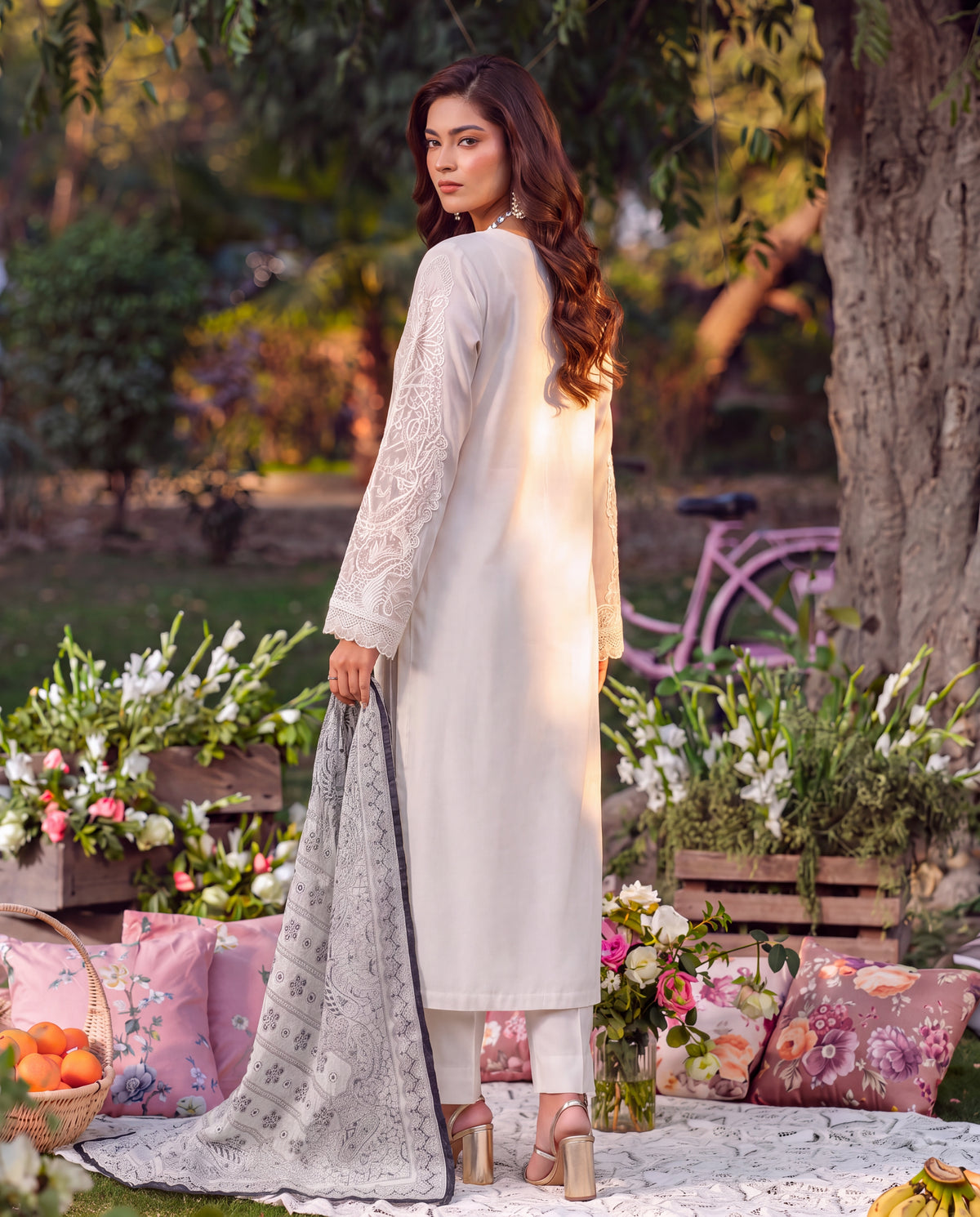 Sahibas by Mirza