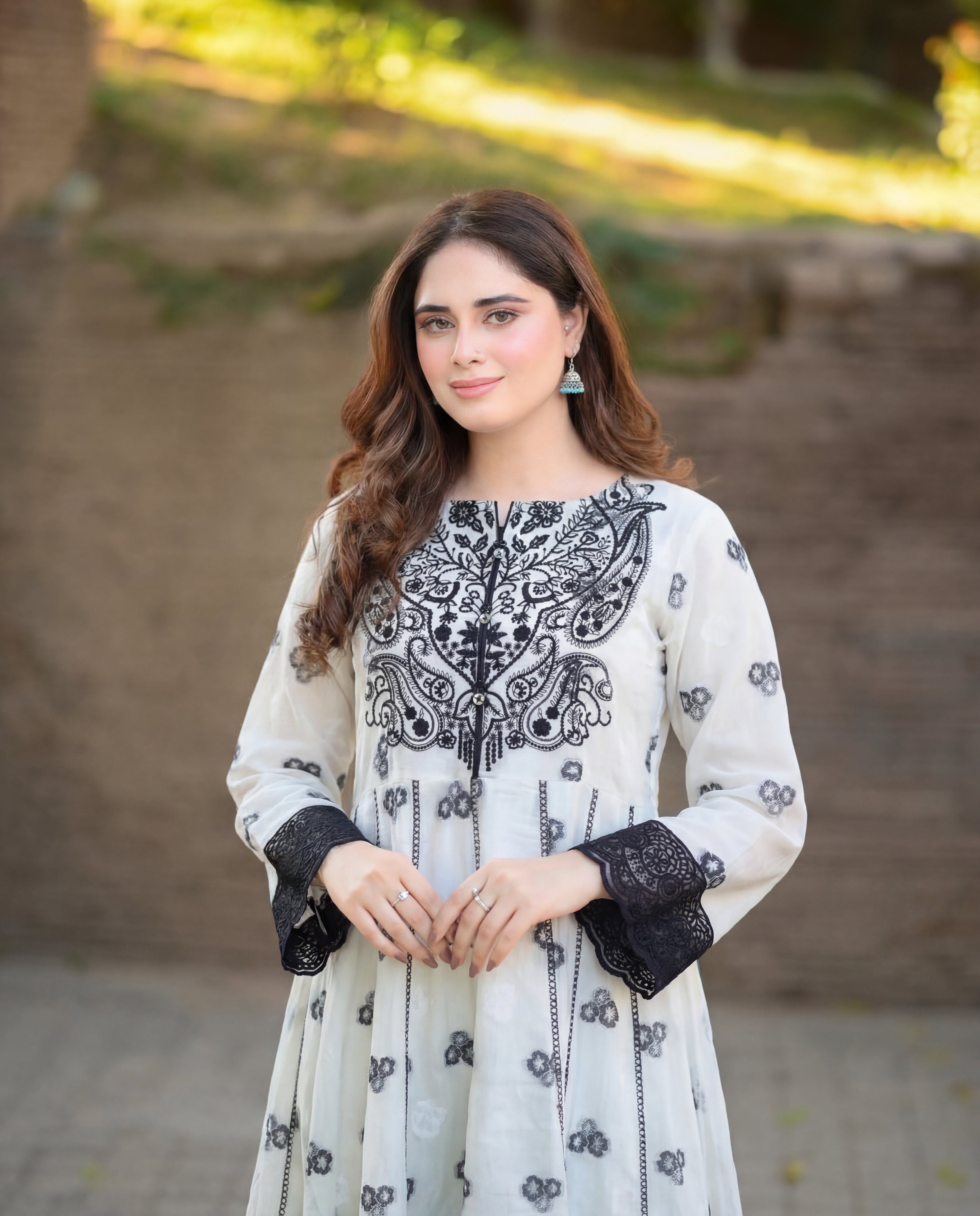 Sahibas by Mirza