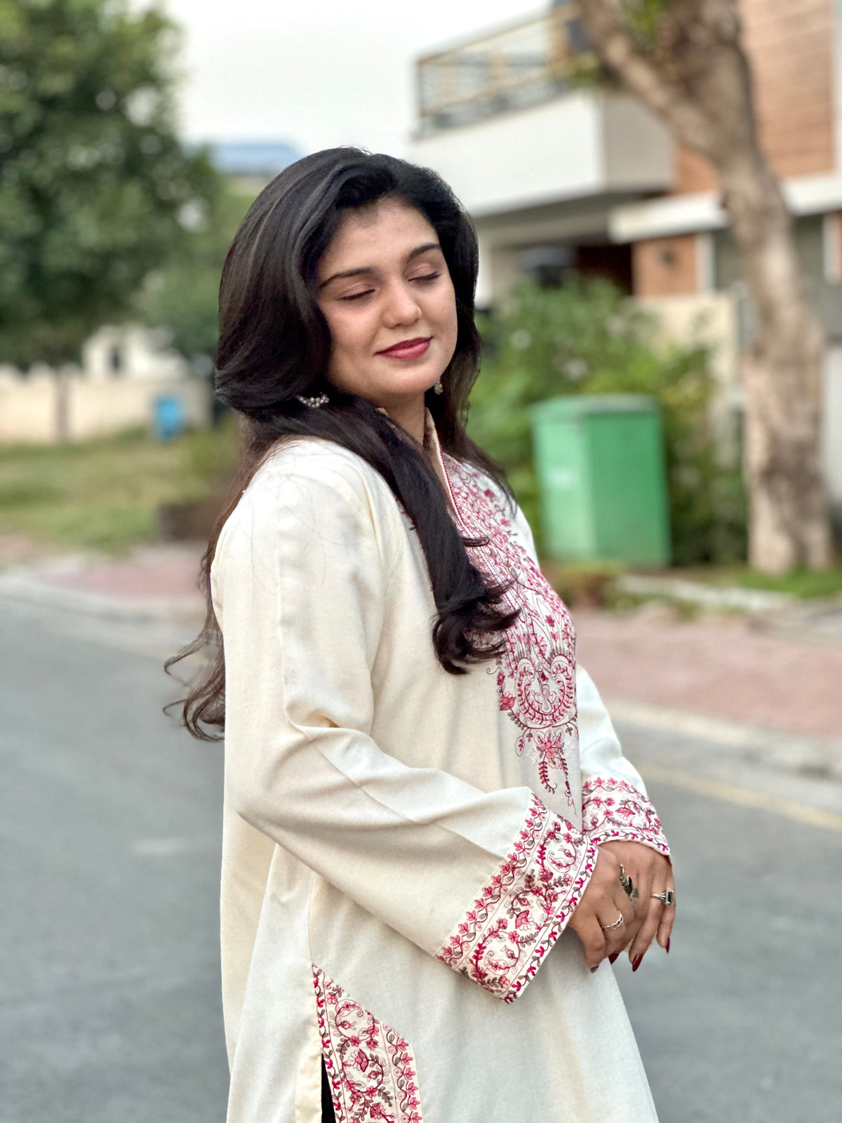Sahibas by Mirza