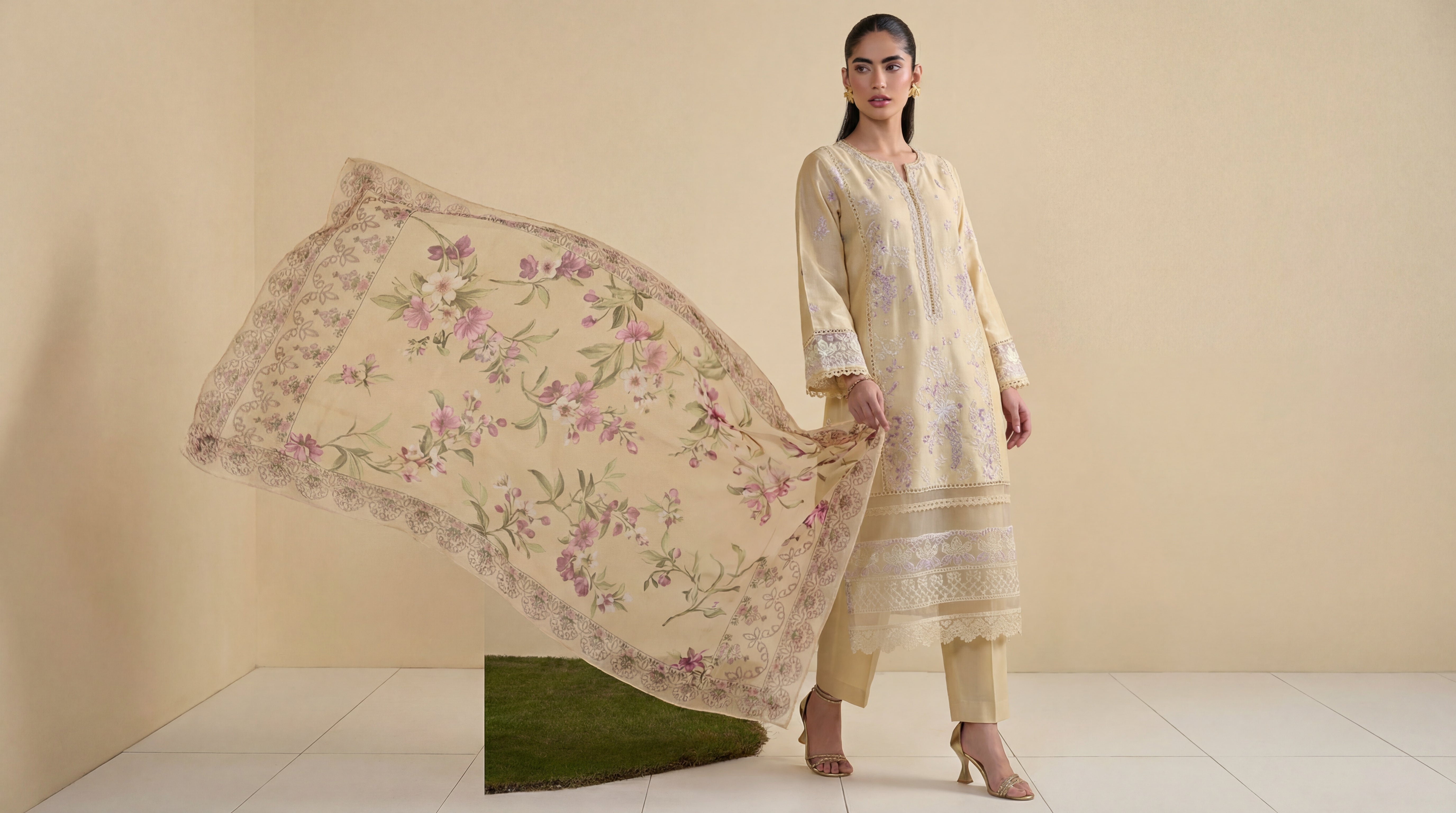 Sahibas by Mirza