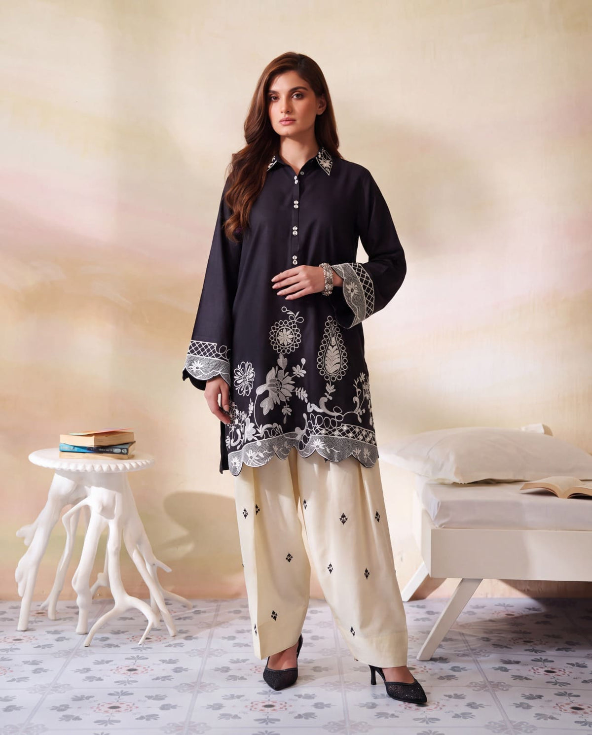 Sahibas by Mirza