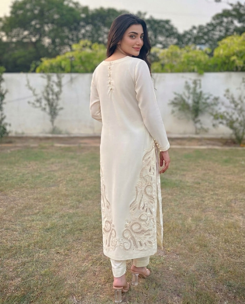 Sahibas by Mirza