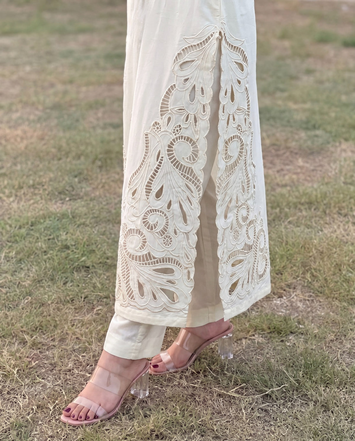 Sahibas by Mirza
