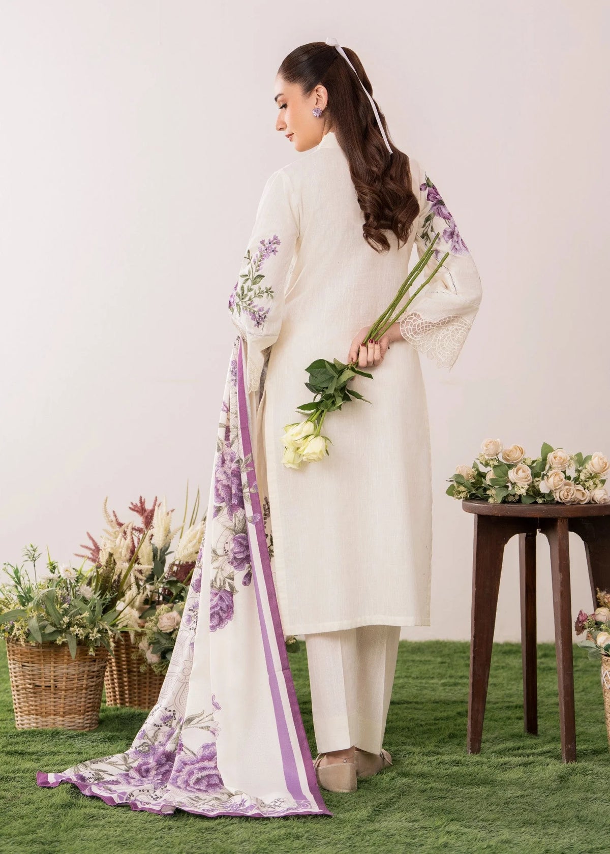 Sahibas by Mirza