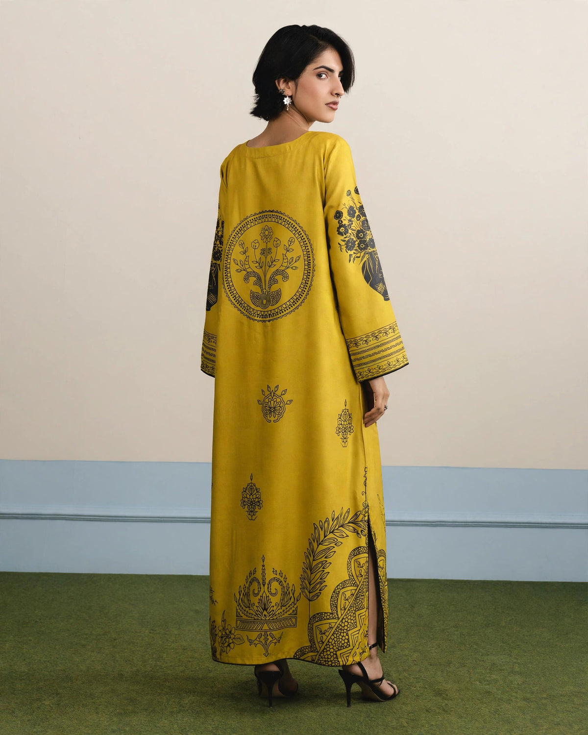 Sahibas by Mirza