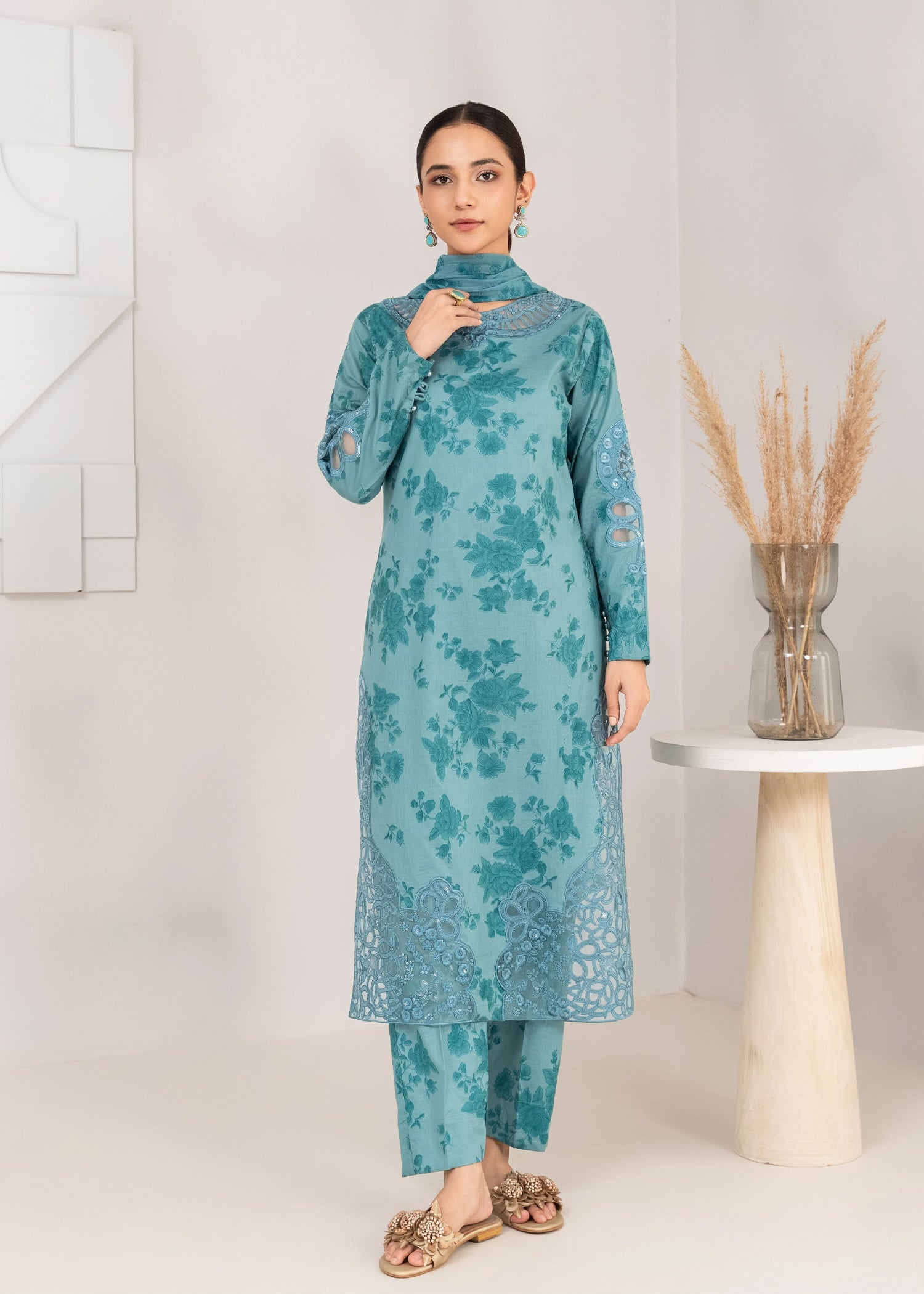 Sahibas by Mirza